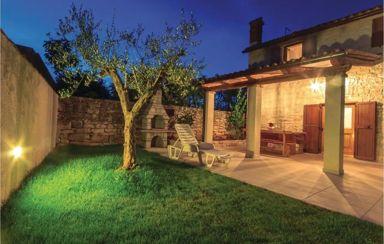 Stunning Home In Filipana With Kitchen 0*,  Croatia