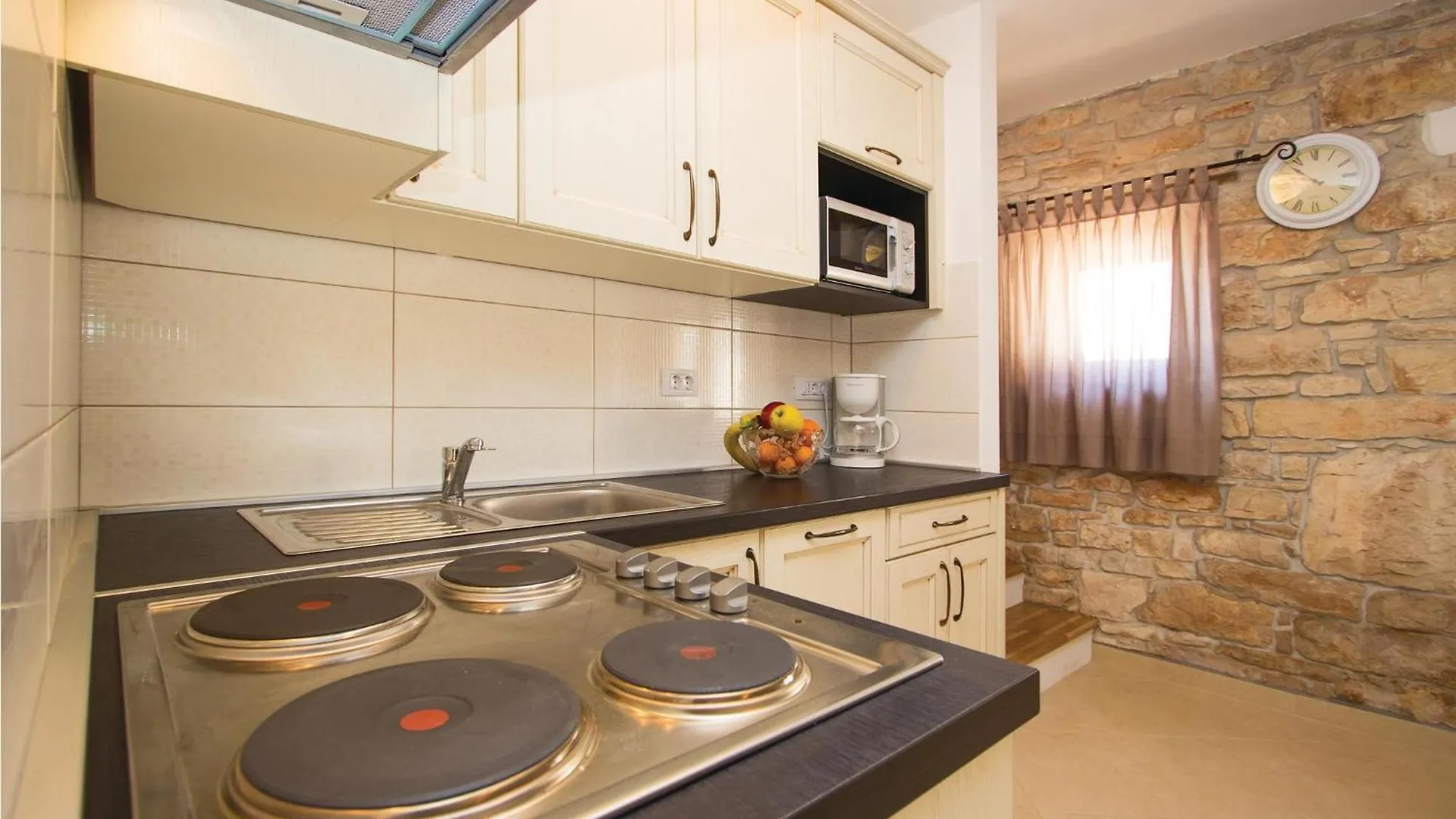 Stunning Home In Filipana With Kitchen 0*,  Croatia